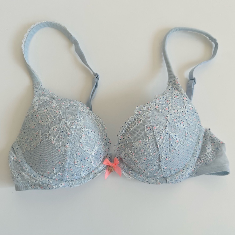 Victoria’s Secret Body by Victoria Push Up Bra size 32B in Blue and Pink